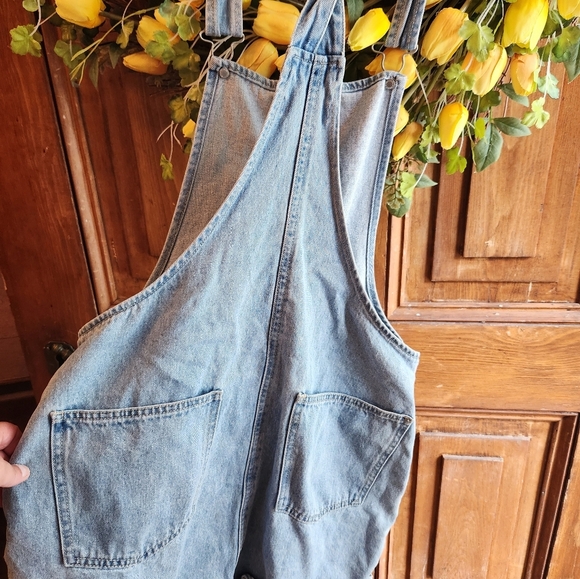 Women jean dress - Picture 3 of 10